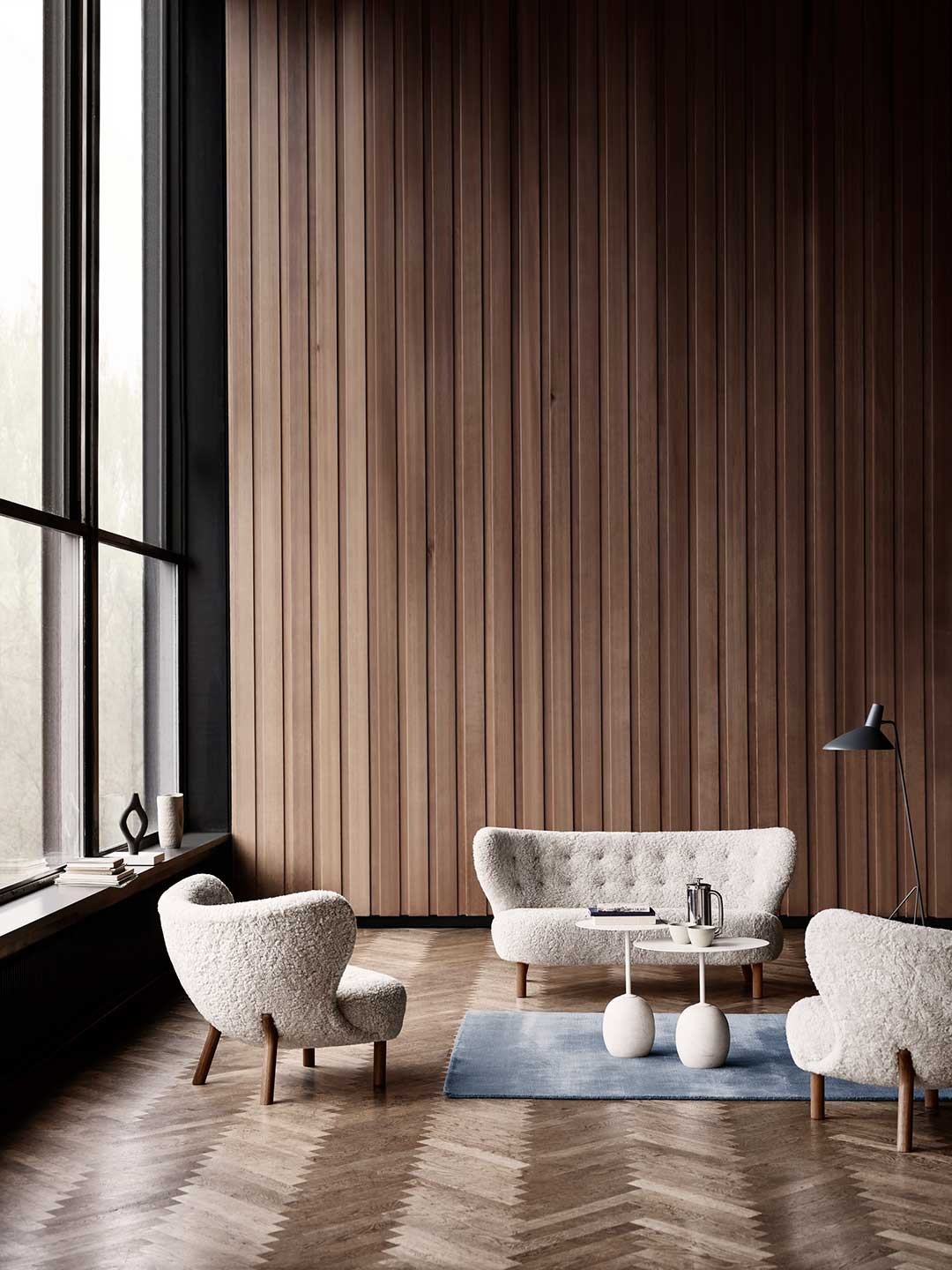 Lato LN8 Table