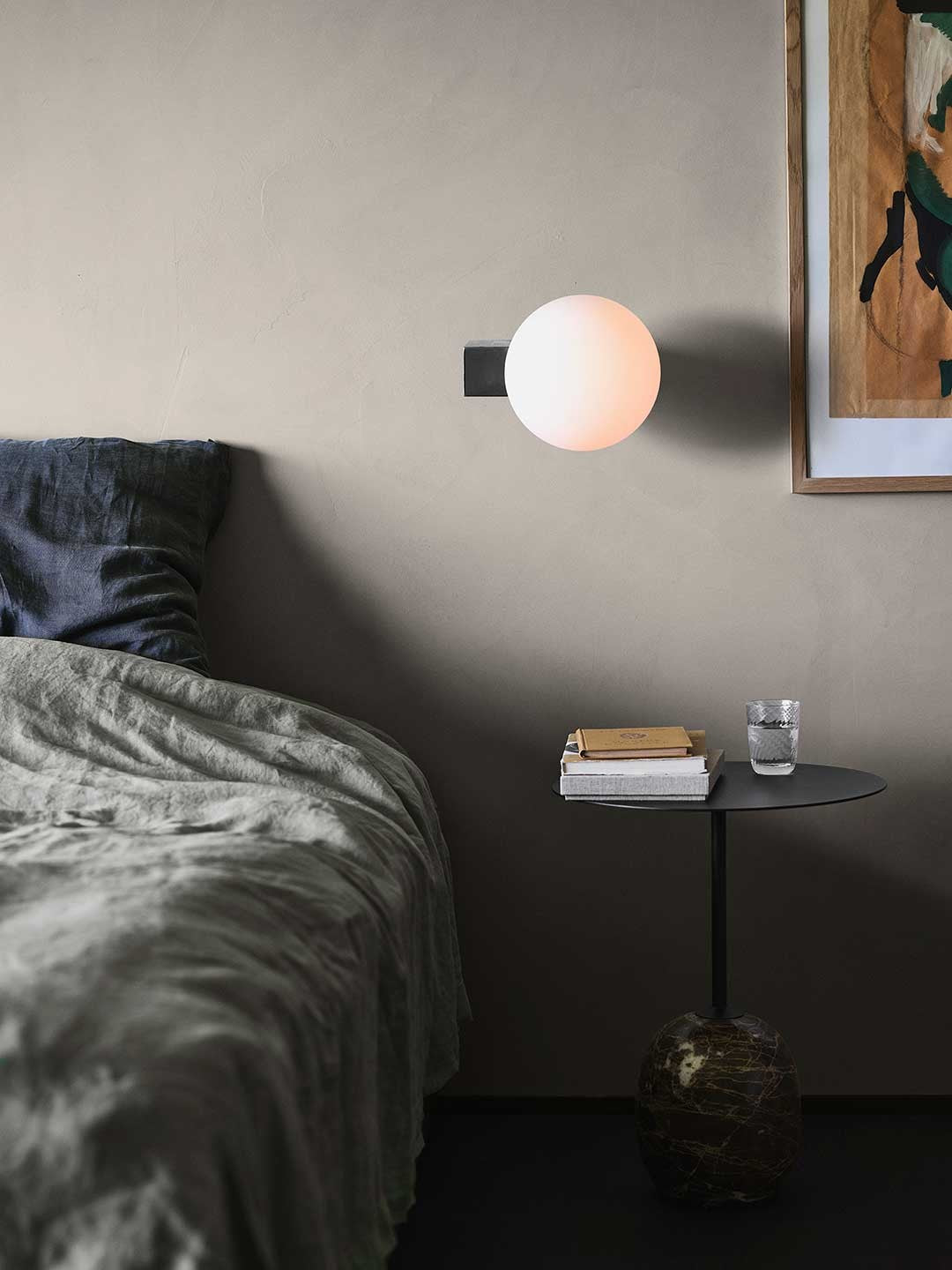Lato LN8 Table