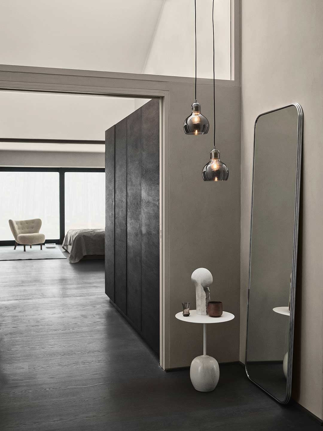 Lato LN8 Table