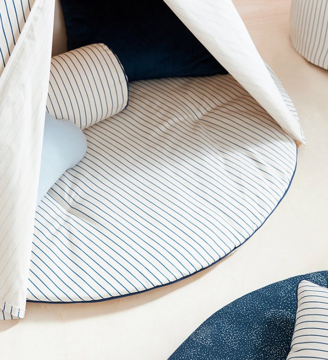 Alfombra Juego Fluffy | Blue thin stripes Natural