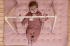 Salle de sport pour bébé | Fleurs et papillons