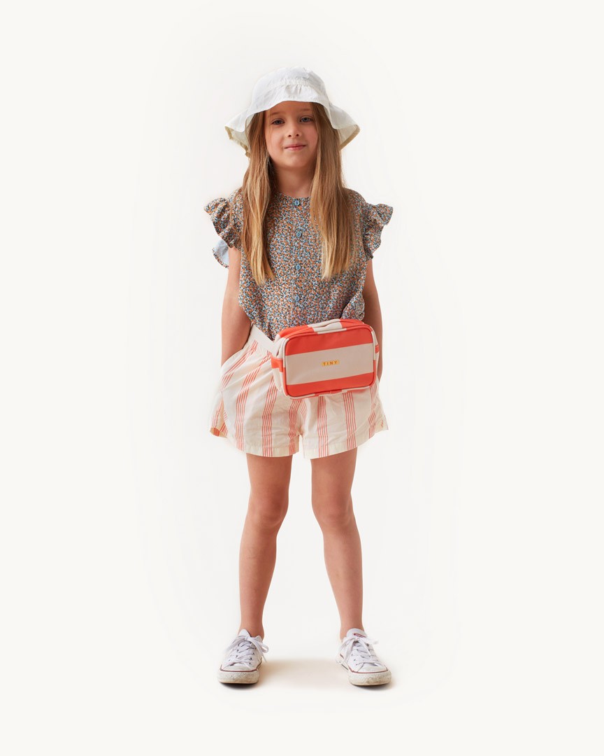 Short Lines Pastel Red