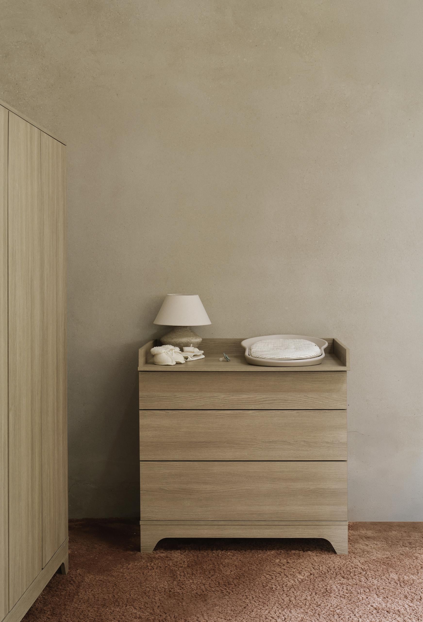 TSUGI COMMODE