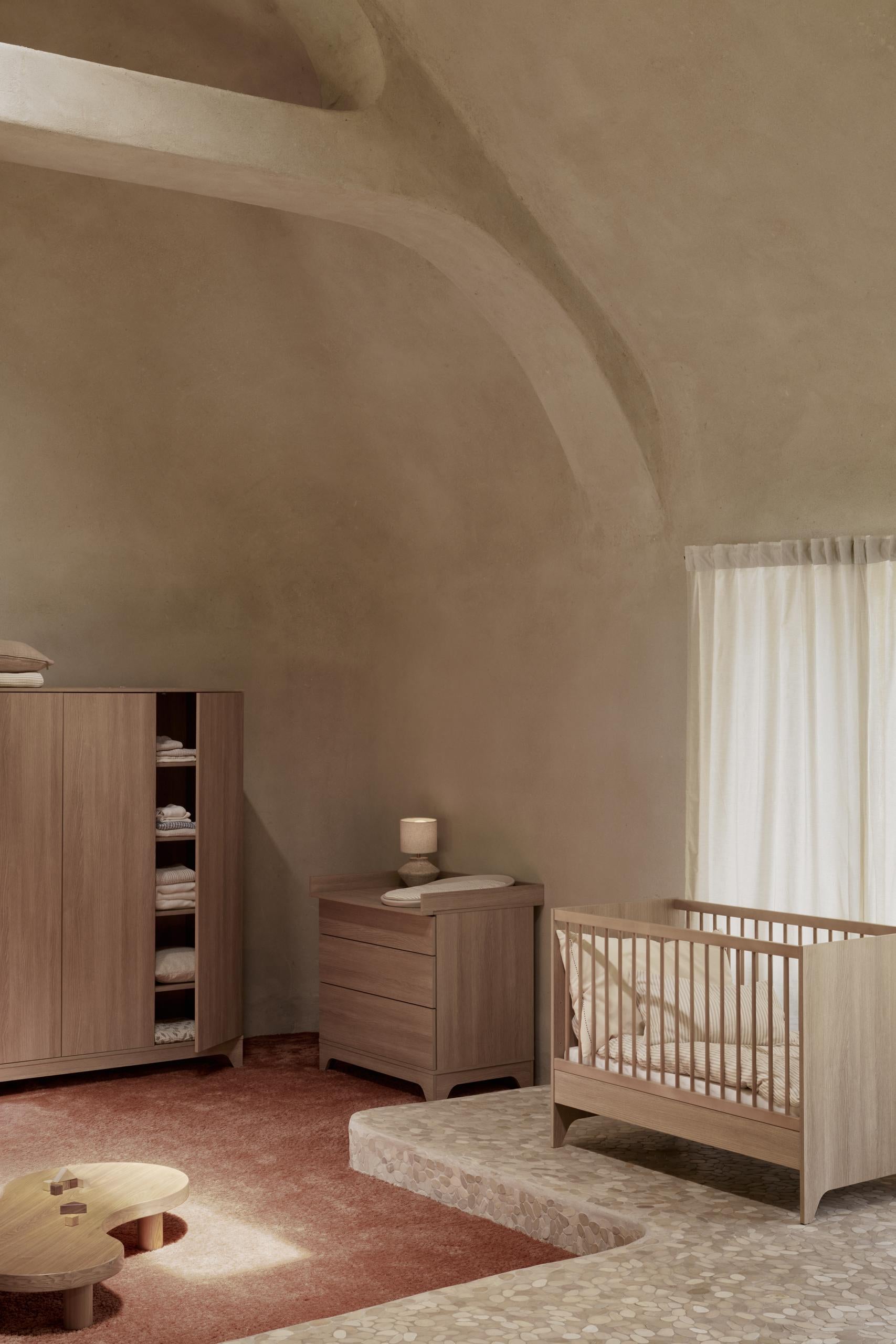 TSUGI COMMODE