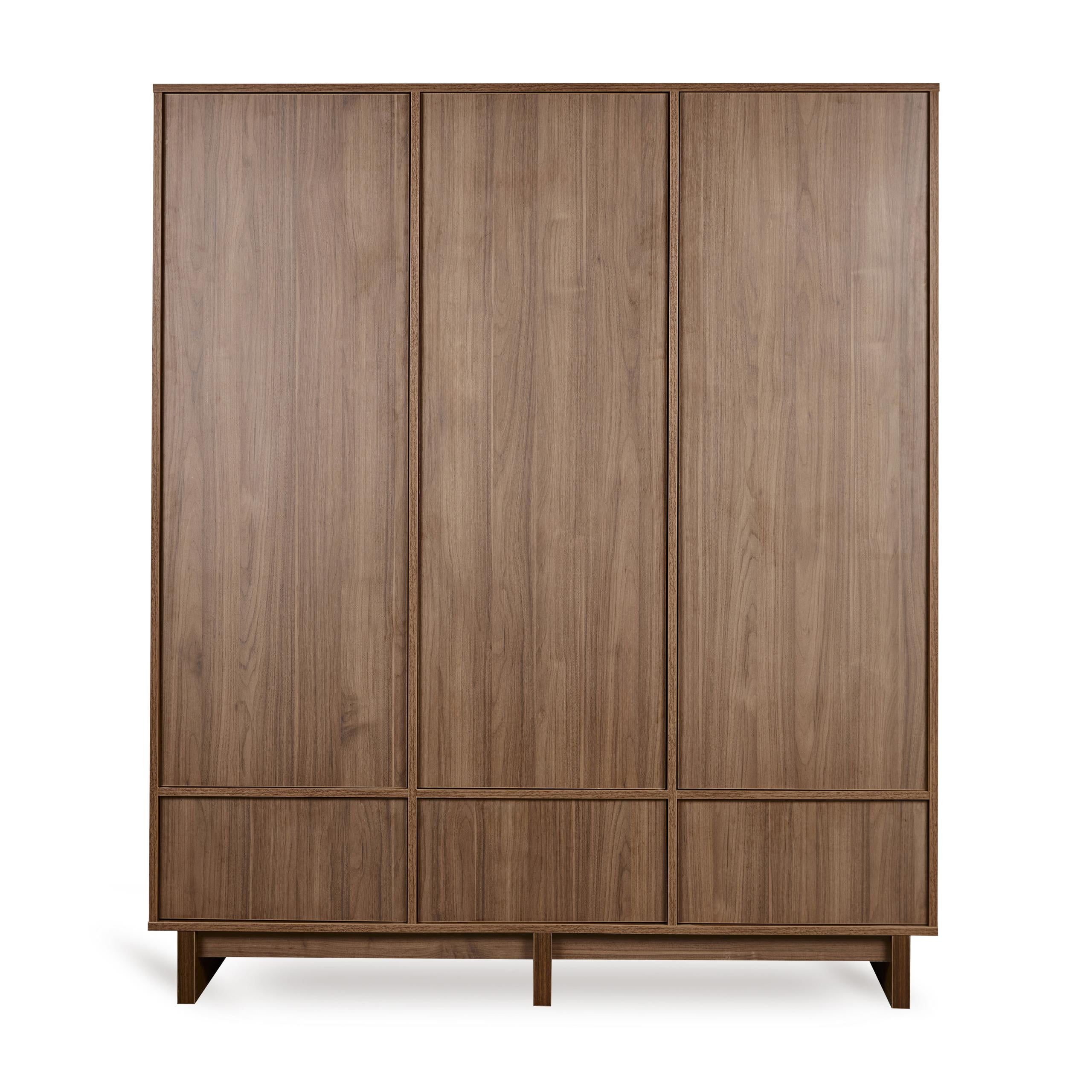 KYO WARDROBE