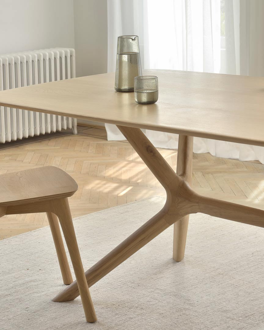 Mesa comedor X roble