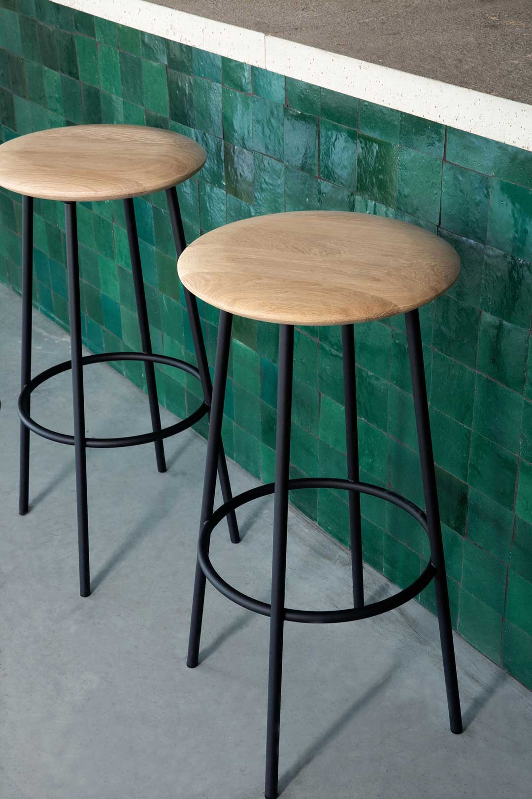Taburete DC Baretto Roble