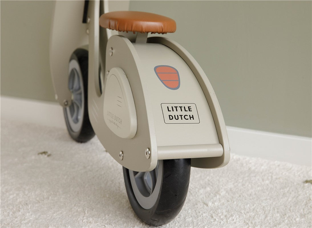 scooter-oliva-15588