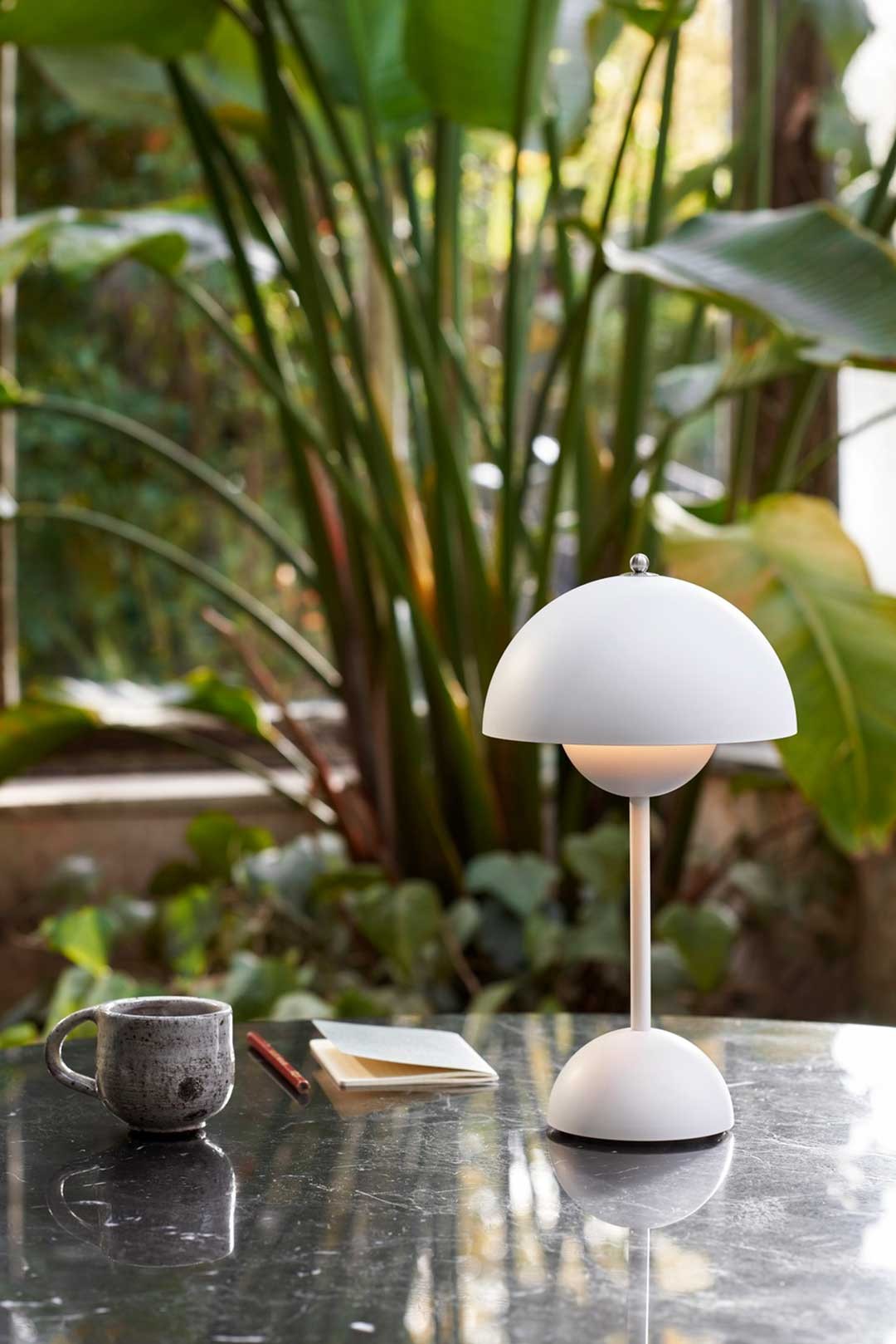 Lamps | Flowerpot Vp9