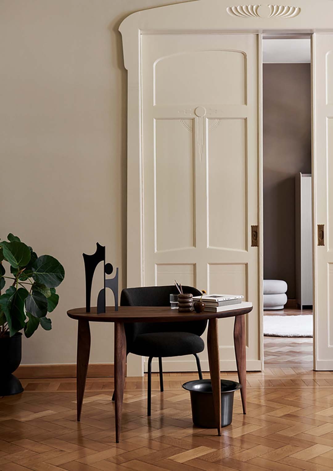 Rico Chair, Fixed Legs, Cachemer Finish