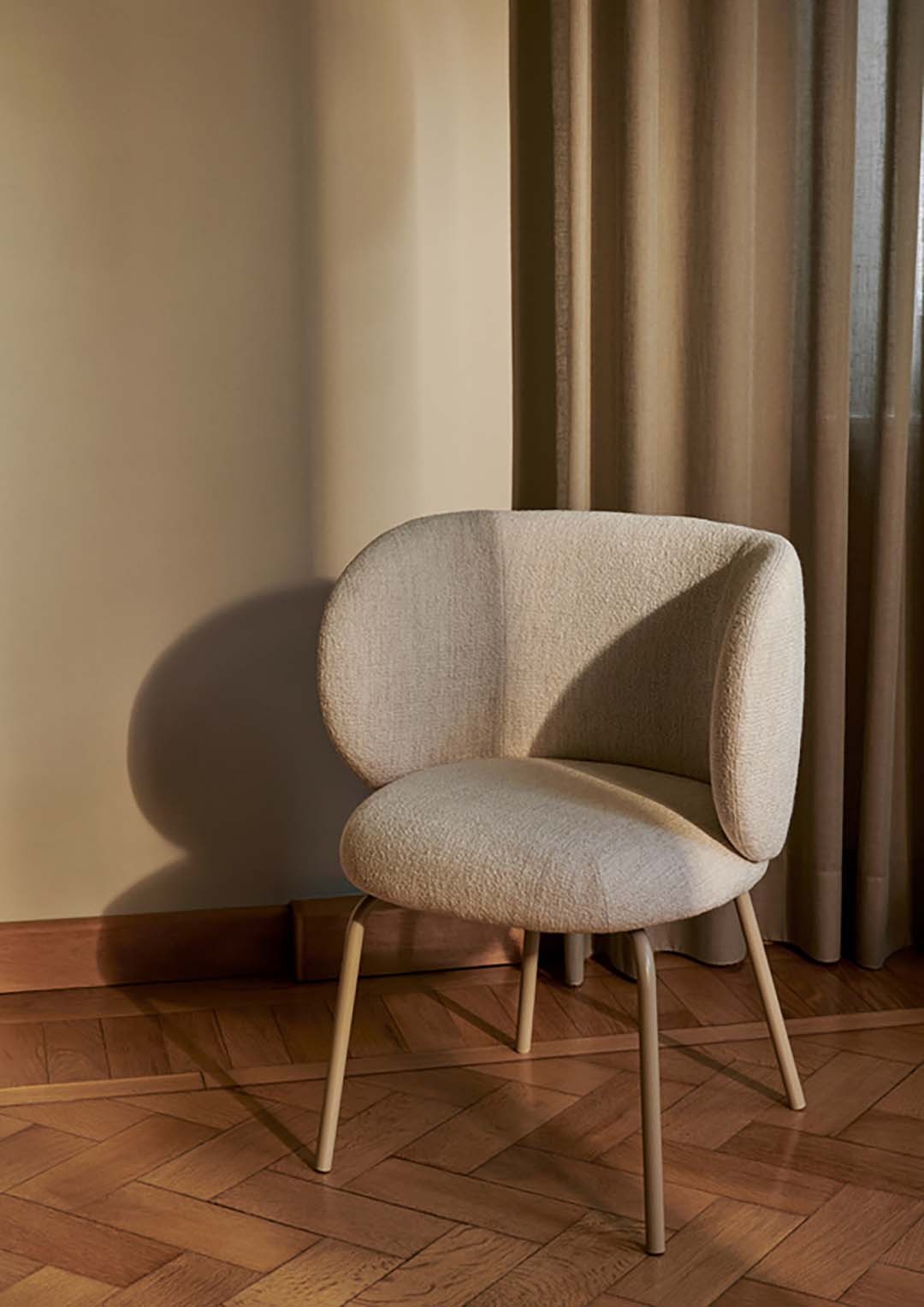 Rico Swivel Chair