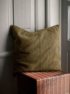 Cojín Darn Dark Taupe 50x50