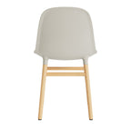 silla-form-gris-claro-patas-madera-17884