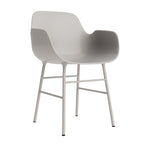 silla-brazos-form-gris-calido-patas-metal-17891