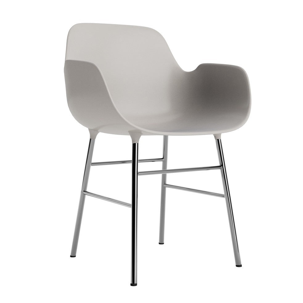 silla-brazos-form-gris-calido-patas-metal-17891