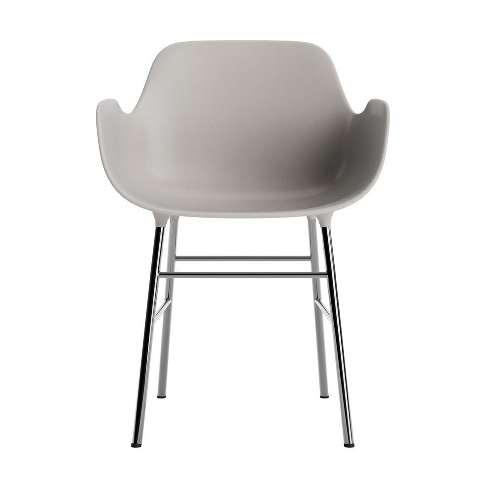 silla-brazos-form-gris-calido-patas-metal-17891