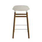 taburete-form-gris-claro-patas-madera-65cm-17915