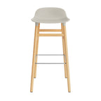 taburete-form-gris-claro-patas-madera-75cm-17934