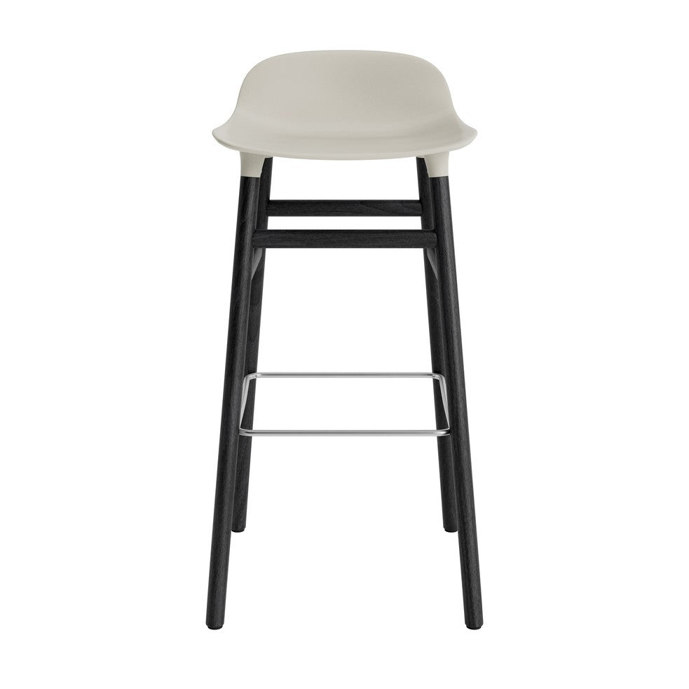 taburete-form-gris-claro-patas-madera-75cm-17934