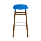 taburete-form-azul-brillante-patas-madera-75cm-17939