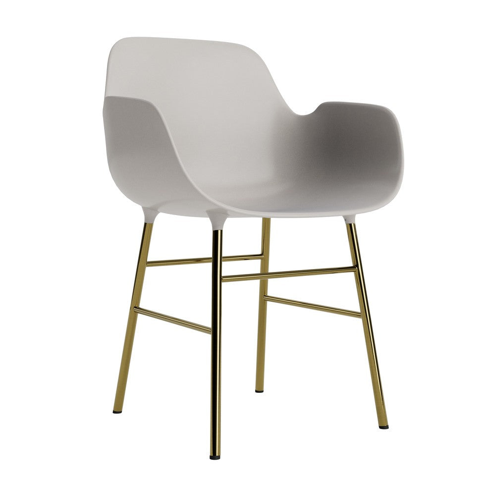 silla-brazos-form-gris-calido-patas-metal-17891