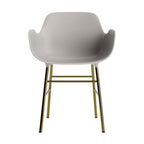 silla-brazos-form-gris-calido-patas-metal-17891