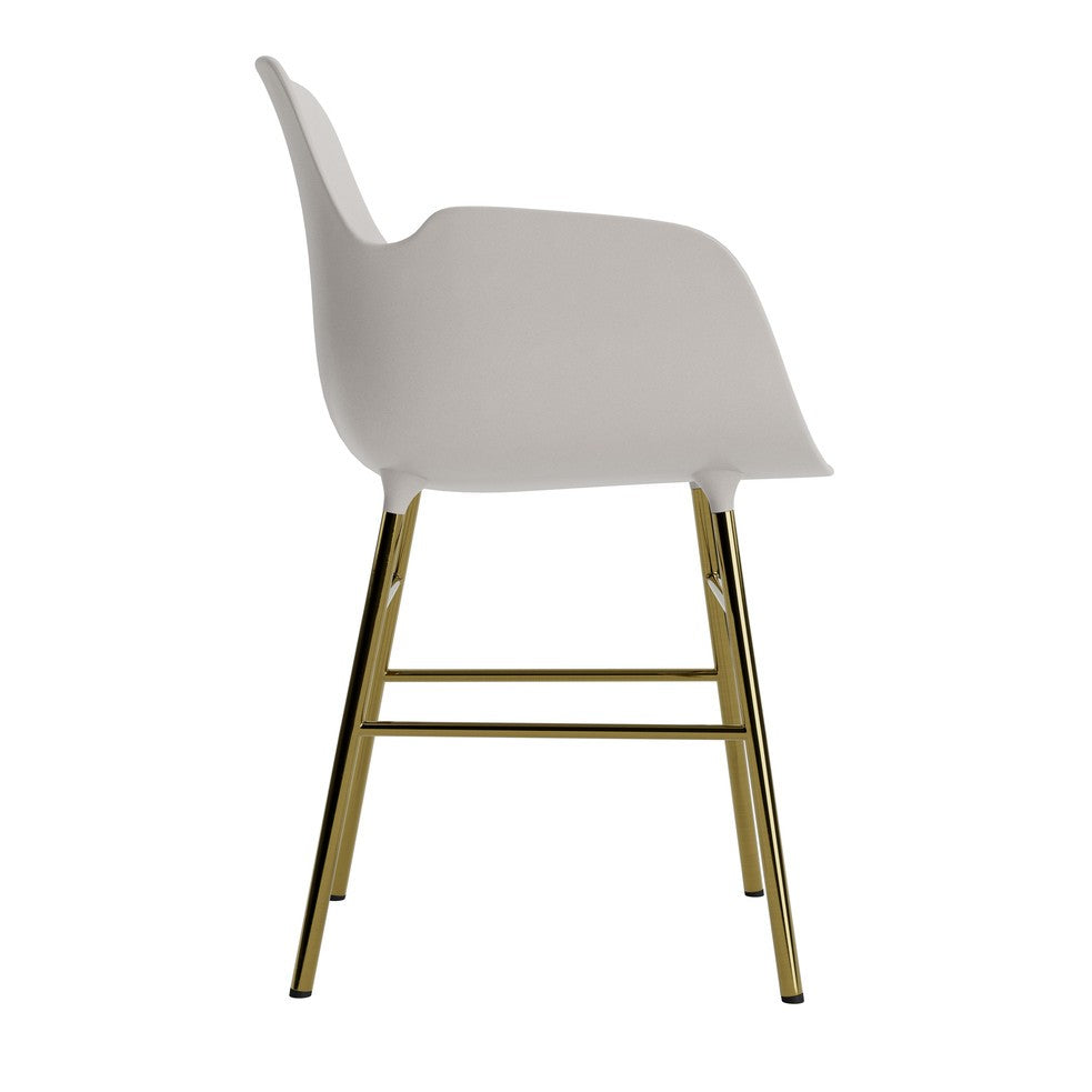 silla-brazos-form-gris-calido-patas-metal-17891