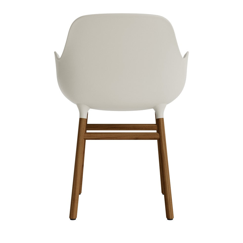 silla-brazos-form-gris-claro-patas-madera-17896