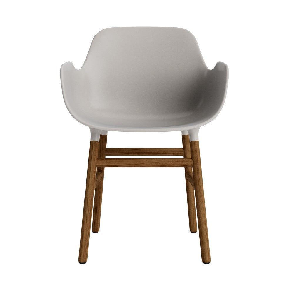 silla-brazos-form-gris-calido-patas-madera-17897