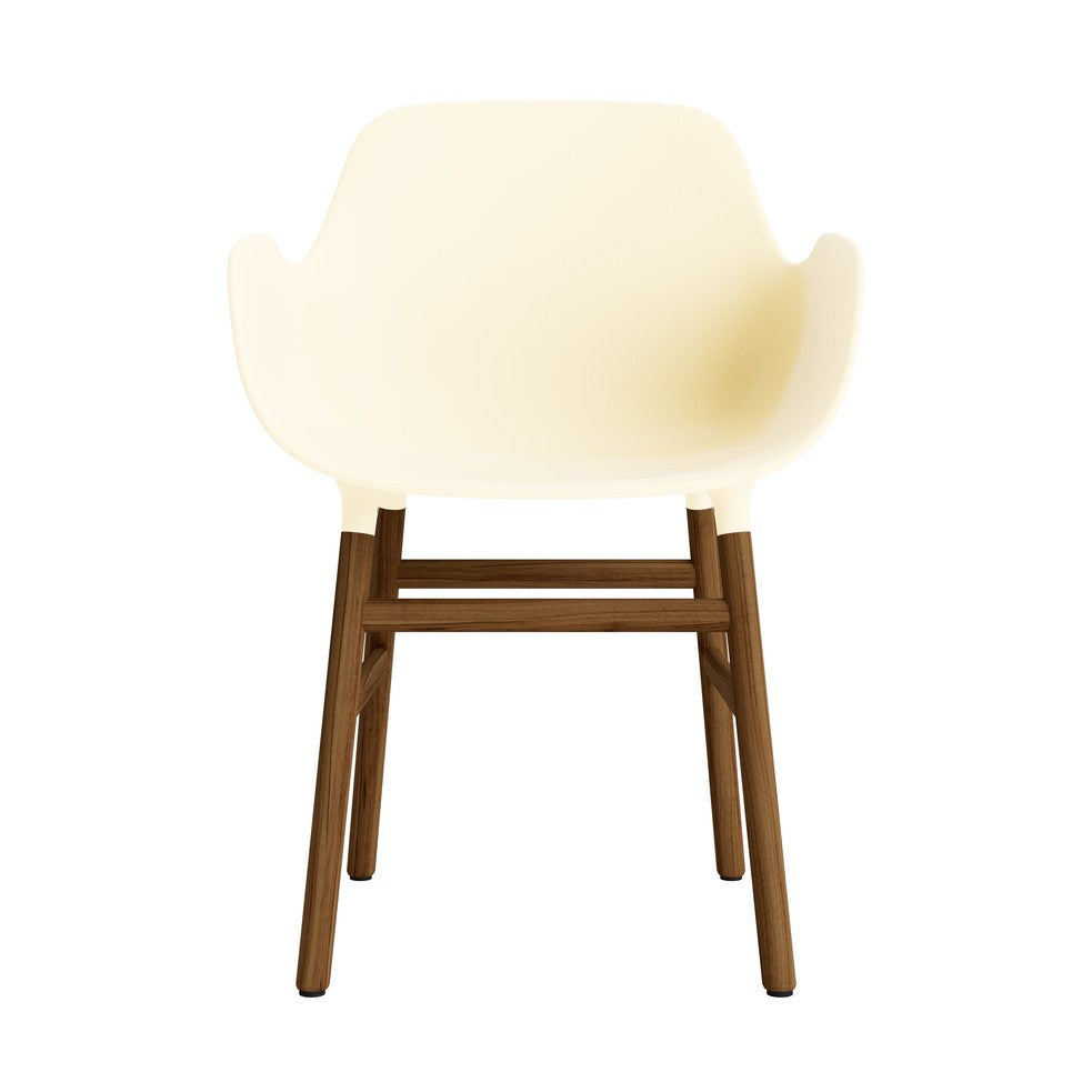 silla-brazos-form-crema-patas-madera-17898