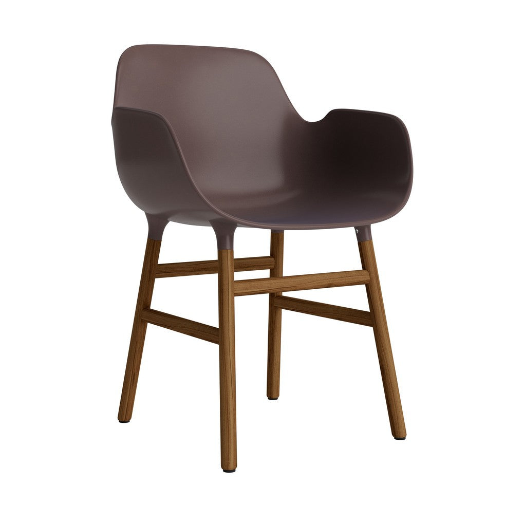 silla-brazos-form-marron-patas-madera-17899