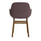 silla-brazos-form-marron-patas-madera-17899