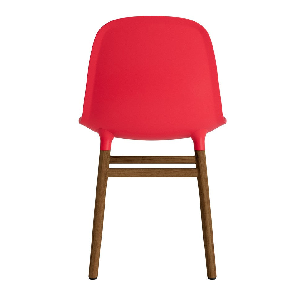 silla-form-rojo-brillante-patas-madera-17888
