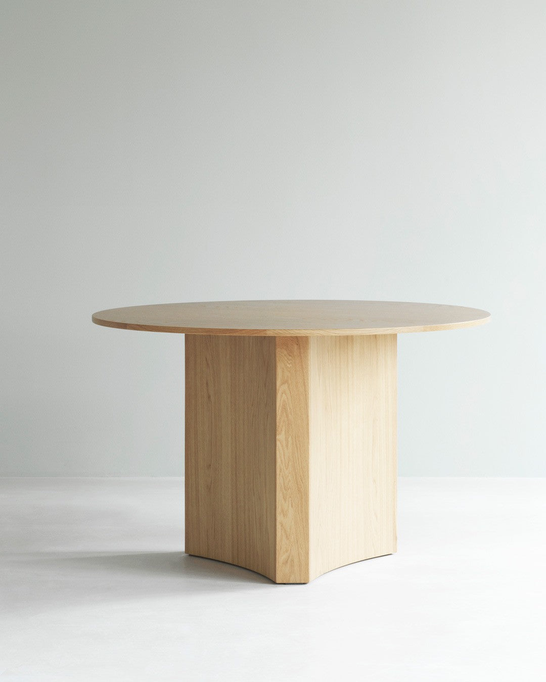Table en chêne massif Ø120