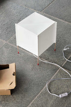 Lámpara de mesa Paper CUBE