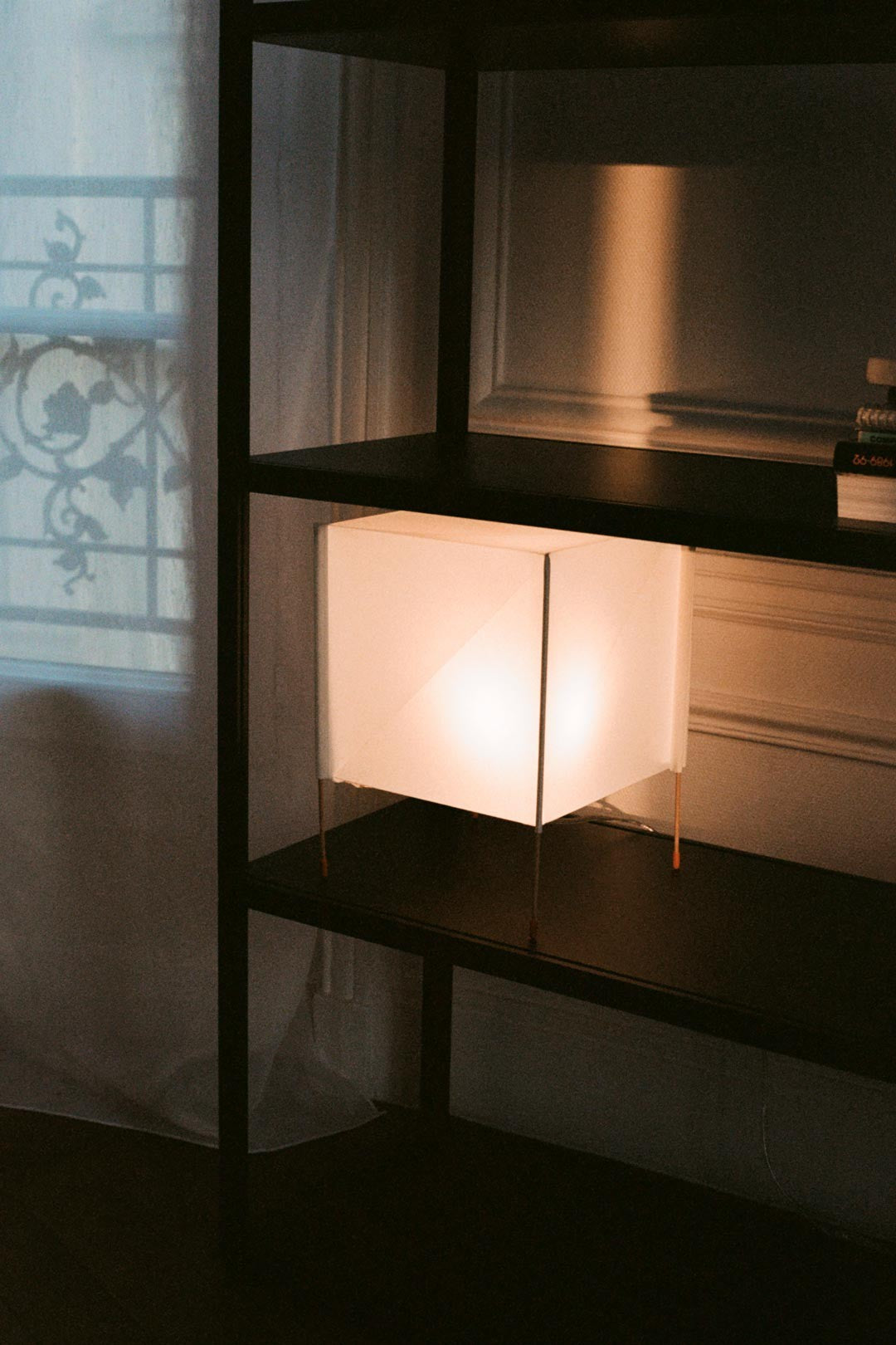 lampara-de-mesa-paper-cube-18331