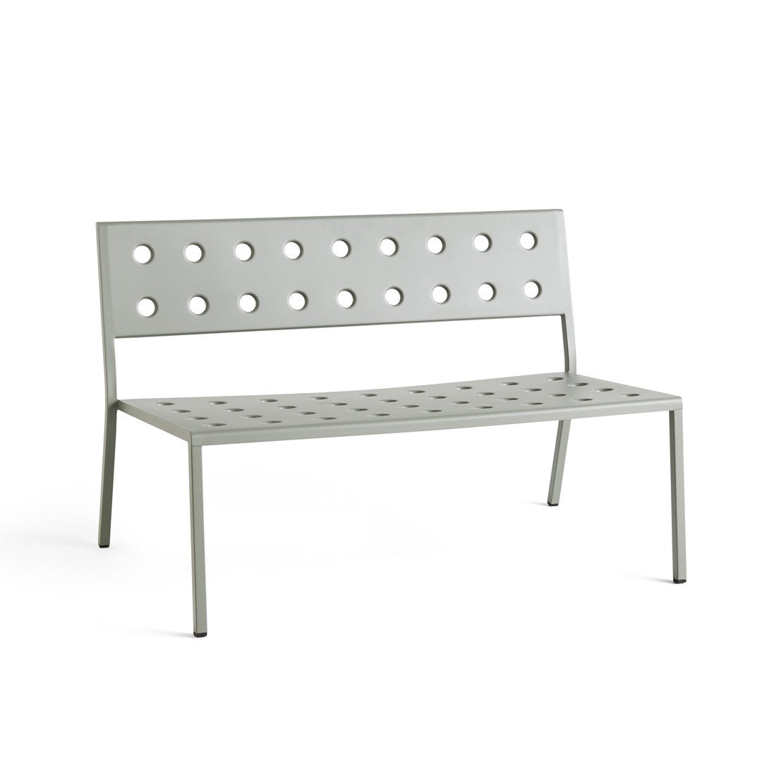 banco-balcony-lounge-18355