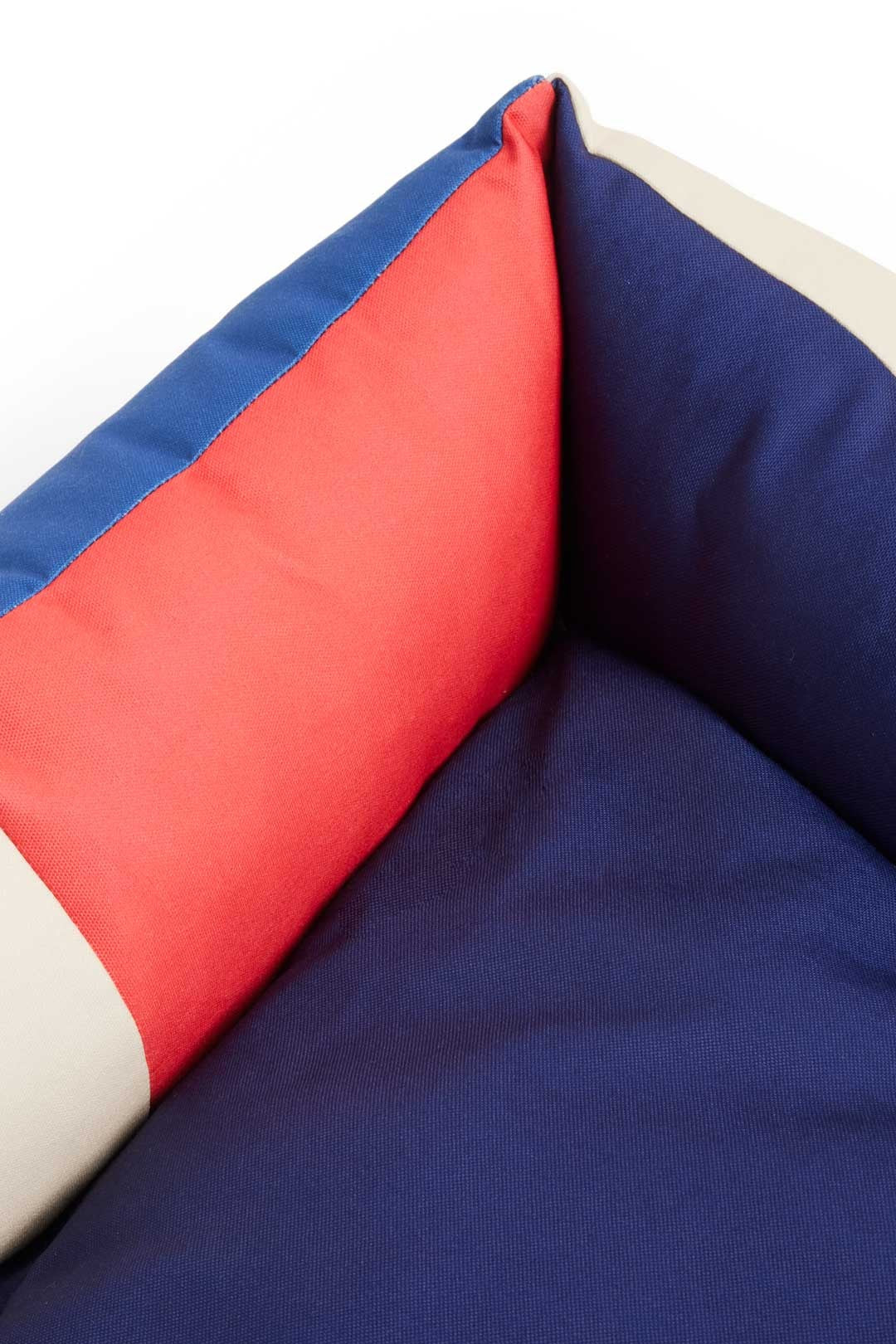 Cama para perros multicolor