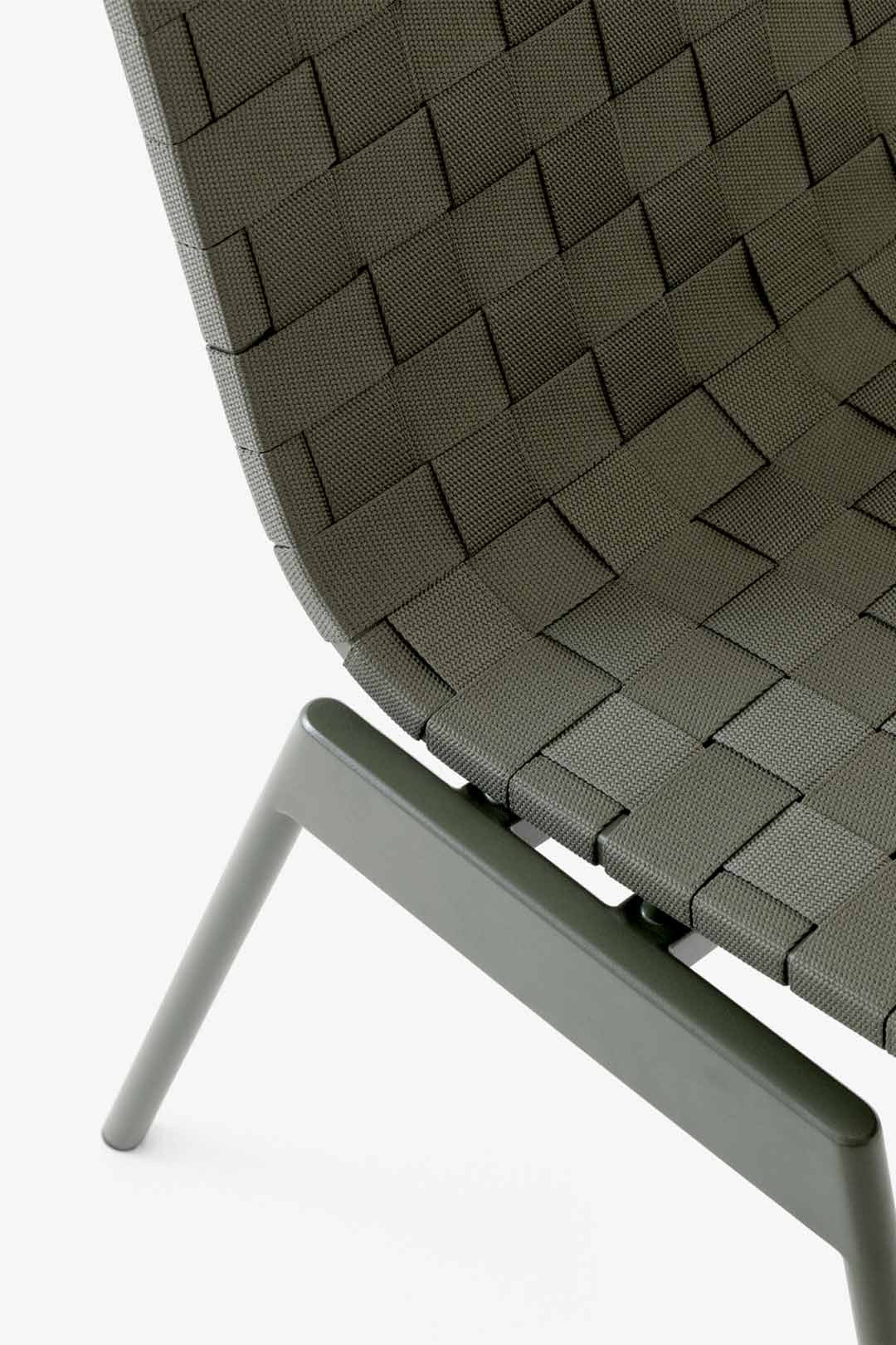 Ville AV33 Chair