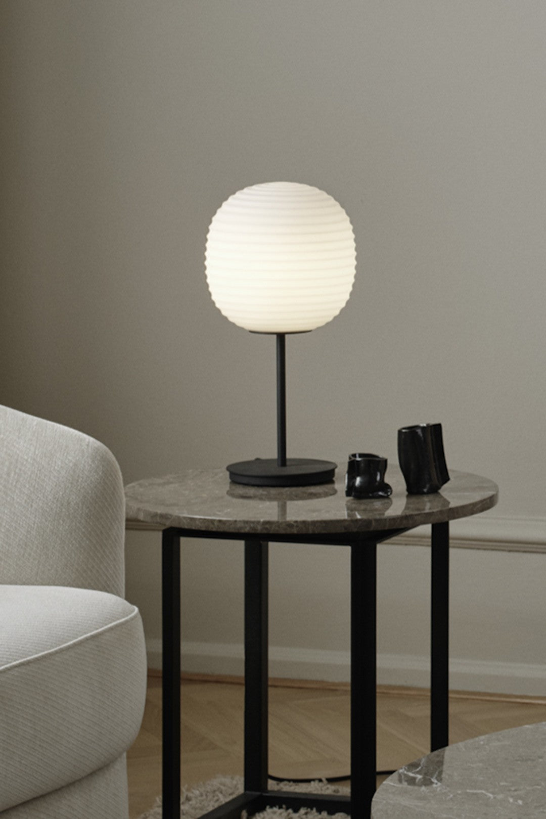 Lámpara de mesa Lantern