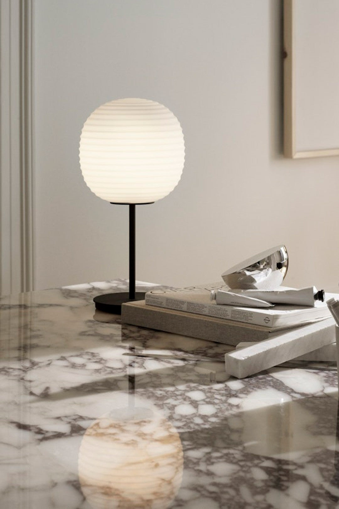 Lámpara de mesa Lantern