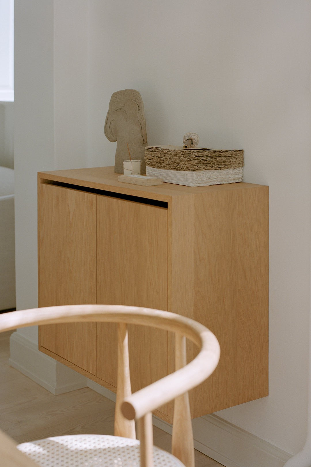 Cabinet alto con puertas NW