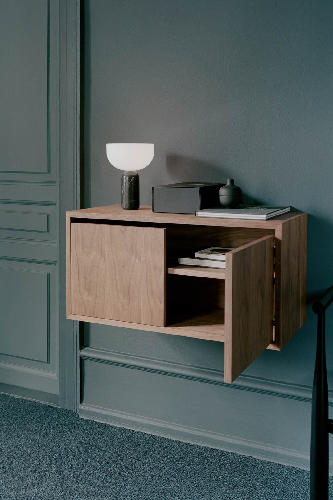 Cabinet bajo con puertas NW