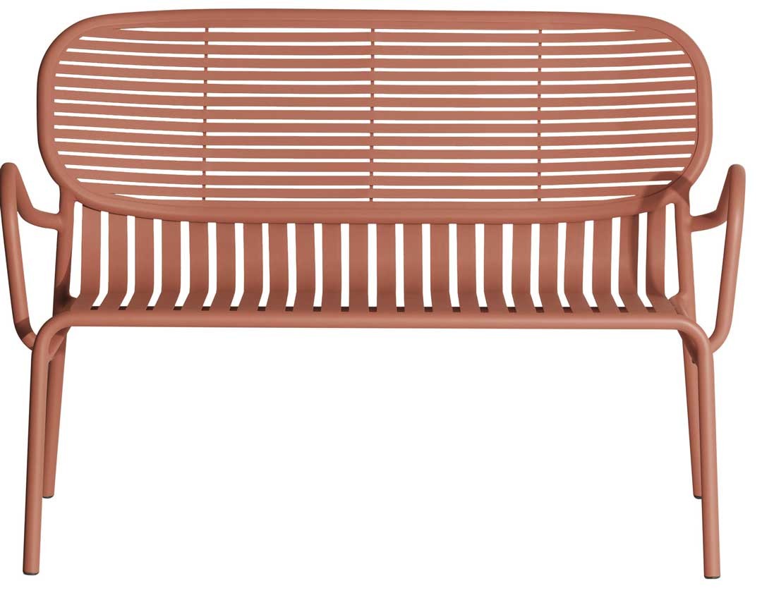 sofa-exterior-week-end-19220