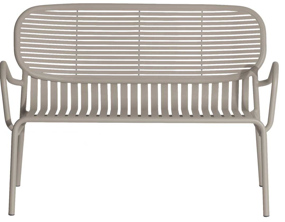 sofa-exterior-week-end-19220