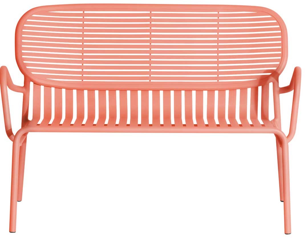 sofa-exterior-week-end-19220
