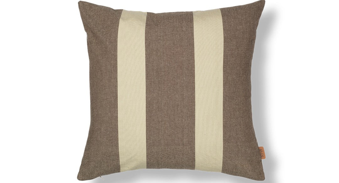 cojin-exterior-strand-50x50-carob-brownparchment-19249
