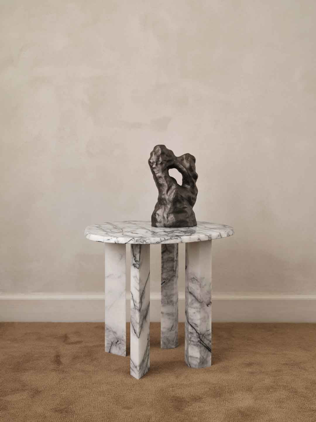 Taula Blanca side table