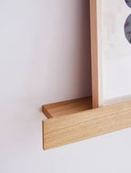 estante-floating-gallery-roble-19655