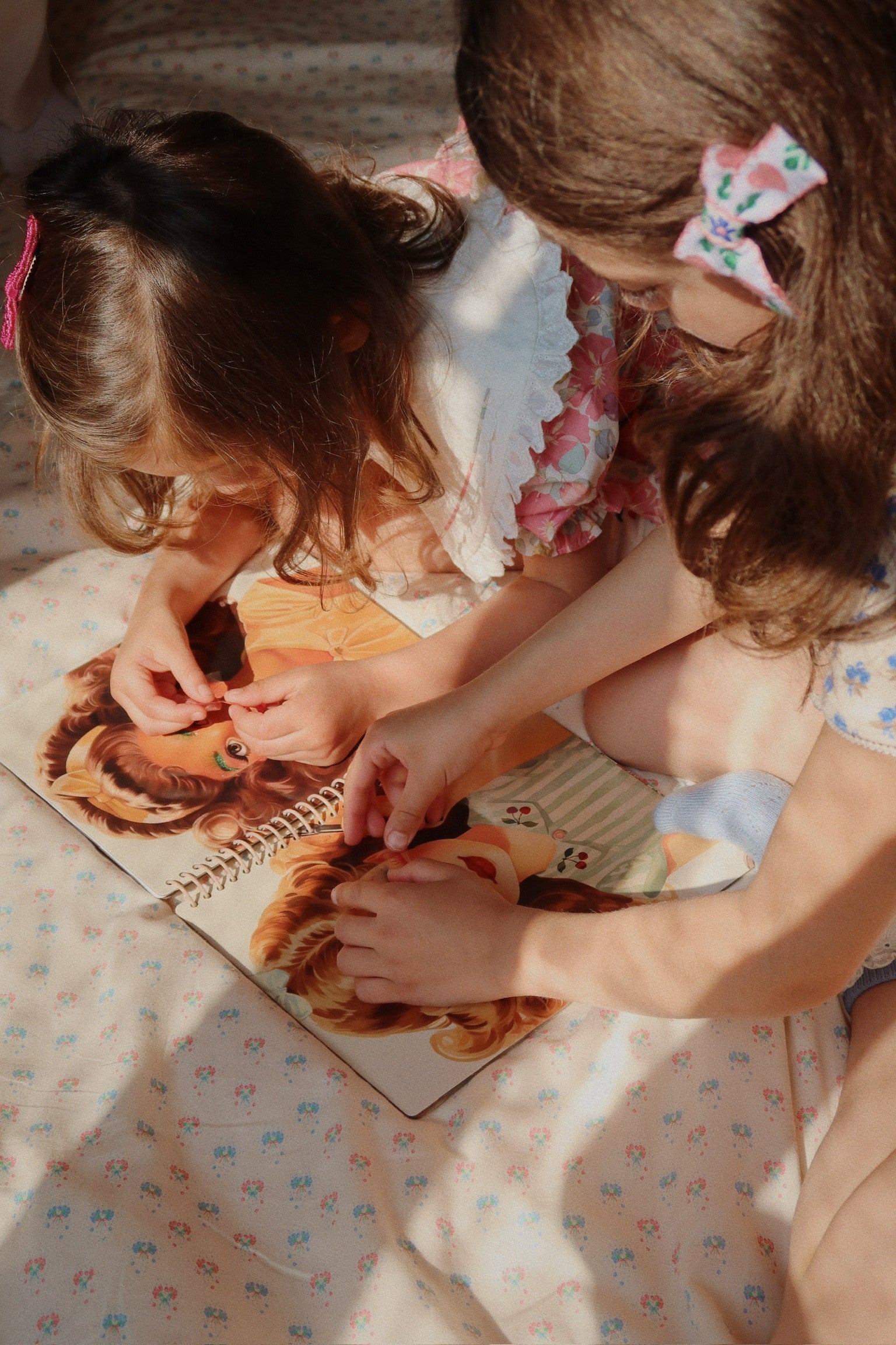 libro de pegatinas Glam me up